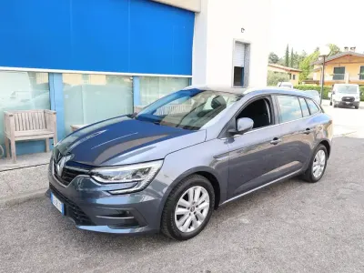 Usata Renault Mégane GrandTour Business 116 CV (85 kW) 2020 Grigio Station wagon