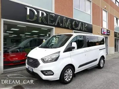 Usata Ford Transit Custom 131 CV (96 kW) 2020 Bianco pastello Monovolume