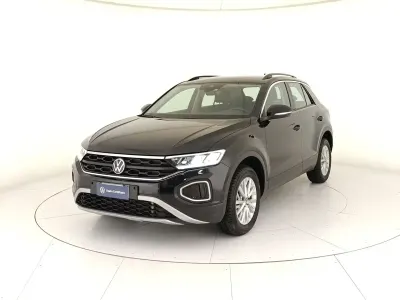 Usata VW T-Roc Life 150 CV (110 kW) 2024 Nero SUV