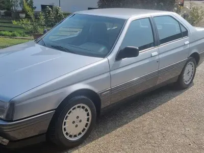 Usata Alfa Romeo 164 144 CV (105 kW) 1990 Grigio Berlina