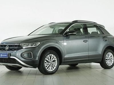 Usata VW T-Roc Life 150 CV (110 kW) 2025 Grigio SUV