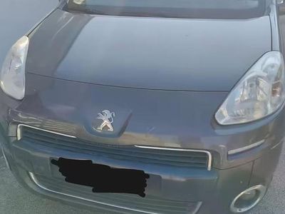 Usata Peugeot Partner 90 CV (66 kW) 2014 Grigio Monovolume