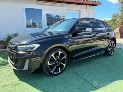 Usata Audi A1 150 CV (110 kW) 2019 Nero SUV
