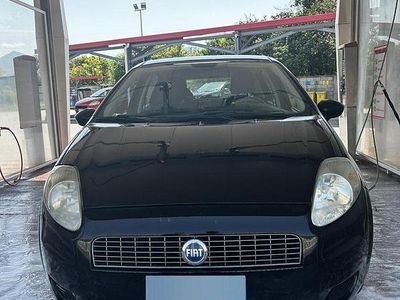 Usata Fiat Grande Punto 65 CV (47 kW) 2006 Nero Utilitaria