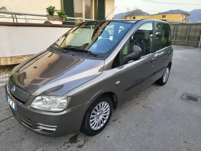 Usata Fiat Multipla Emotion 120 CV (88 kW) 2007 Marrone Monovolume