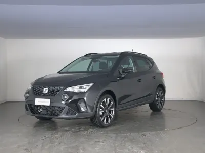 Usata Seat Arona Black Edition 95 CV (69 kW) 2025 Nero midnight SUV