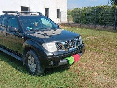 Nero Usata 2007 Nissan Navara Pick-up | 11.900 € (Buon prezzo)