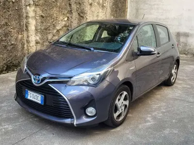 Usata Toyota Yaris Hybrid