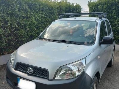 Usata Daihatsu Terios 105 CV (77 kW) 2007 Grigio SUV