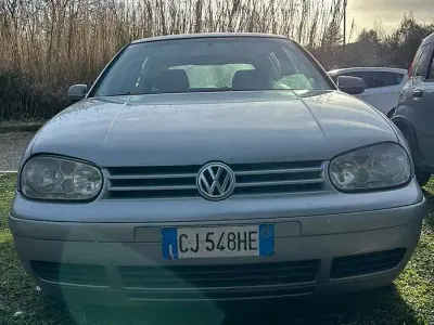 Usata VW Golf IV 130 CV (95 kW) 2003 Grigio Berlina