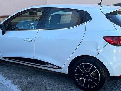 Usata Renault Clio IV Intens 90 CV (66 kW) 2015 Bianco Berlina