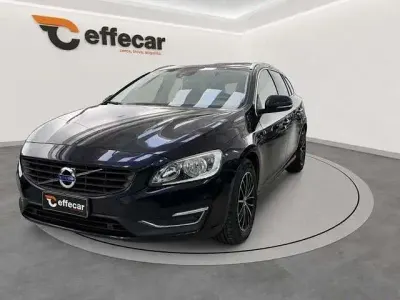 Usata Volvo V60 Ocean Race 119 CV (87 kW) 2016 Station wagon