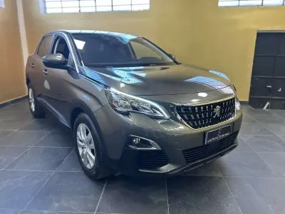 Gebraucht Peugeot 3008 Active 131 PS (96 kW) 2018 Braun SUV