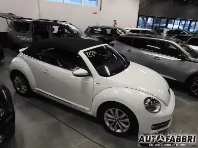Usata VW Beetle Design 105 CV (77 kW) 2016 Bianco Utilitaria