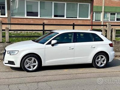 Usata Audi A3 Business 150 CV (110 kW) 2018 Bianco Berlina