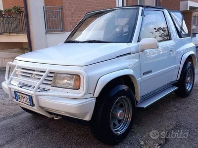 Usata Suzuki Vitara 1991 Bianco Cabrio