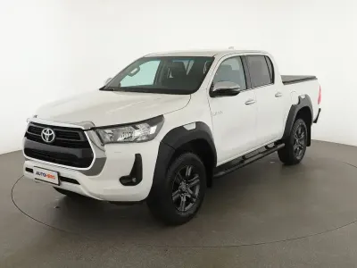 Usata Toyota HiLux Lounge 150 CV (110 kW) 2022 Bianco Pick-up