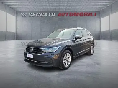 Usata VW Tiguan Life 150 CV (110 kW) 2024 Grigio SUV