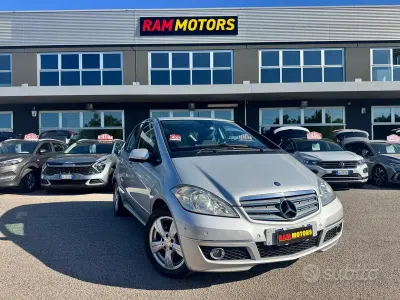 Begagnad Mercedes A160 Avantgarde 82 HK (60 kW) 2010 Grå Sedan
