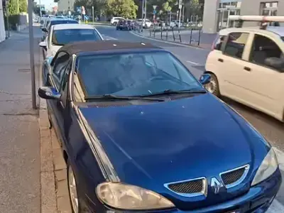 Usata Renault Mégane Cabriolet 107 CV (78 kW) 2001 Blu Cabrio