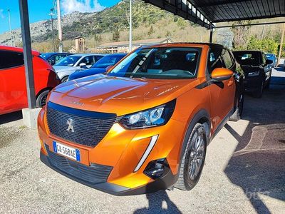 Usata Peugeot 2008 GT-line 102 CV (75 kW) 2020 Arancione SUV