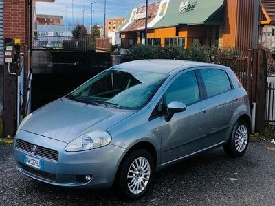 usata Fiat Grande Punto 5 porte Dynamic ok neopatentati