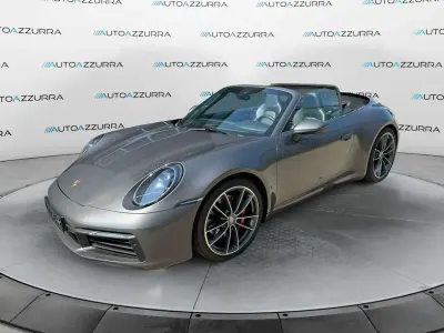 Usata Porsche 911 Carrera 4S Cabriolet 450 CV (330 kW) 2024 Grigio Cabrio