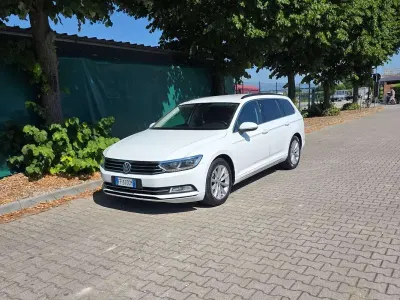 Usata VW Passat Comfortline 150 CV (110 kW) 2016 Bianco Station wagon