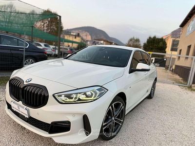 Usata BMW 118 M Sport 150 CV (110 kW) 2022 Bianco Utilitaria