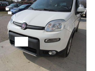 Usata Fiat Panda 4x4 S 95 CV (69 kW) 2015 Bianco Utilitaria