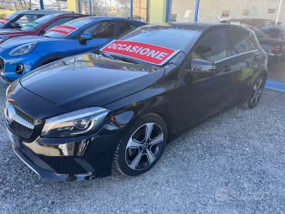 Usata Mercedes A200 136 CV (100 kW) 2017 Nero Utilitaria
