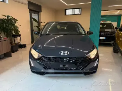 Ny Hyundai i20 100 HK (73 kW) 2026 Blå Hatchback