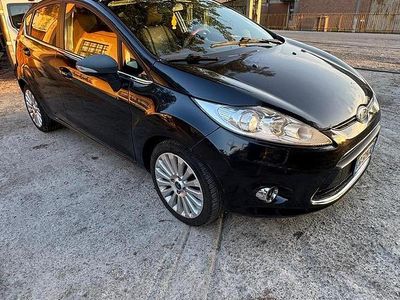 Usata Ford Fiesta 73 CV (53 kW) 2008 Nero Utilitaria