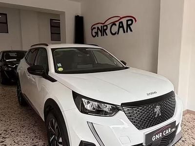 Usata Peugeot 2008 Allure 131 CV (96 kW) 2022 Bianco SUV