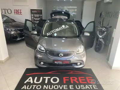 Usata Smart ForFour Passion 71 CV (52 kW) 2017 Grigio Utilitaria