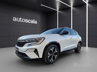 Usata Renault Austral Iconic 200 CV (147 kW) 2023 Bianco SUV