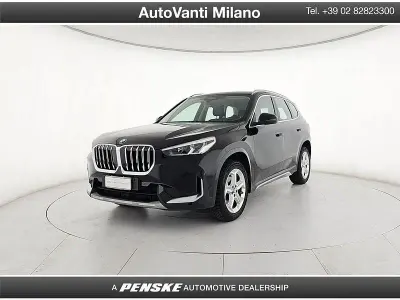 Käytetty BMW X1 xLine 136 HP (100 kW) 2023 Musta Katumaasturi