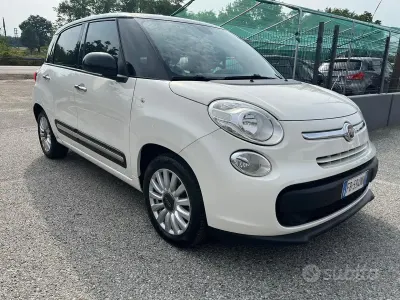 Usata Fiat 500L Pop Star 95 CV (69 kW) 2015 Bianco Monovolume