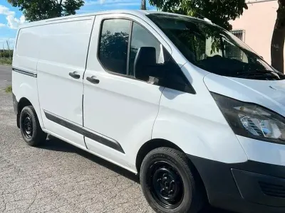 Usata Ford Transit Custom 125 CV (91 kW) 2013 Bianco Berlina