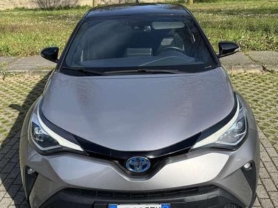 Usata Toyota C-HR Trend 250 CV (183 kW) 2020 Argento SUV
