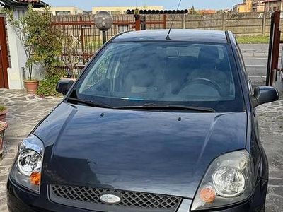 Usata Ford Fiesta 2008 Blu Utilitaria