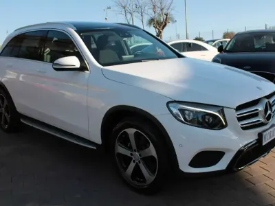 Usata Mercedes GLC250 Executive 204 CV (150 kW) 2016 Bianco SUV