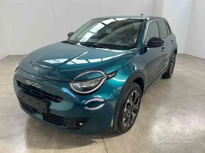 Usata Fiat 600 La Prima 101 CV (74 kW) 2025 Verde SUV