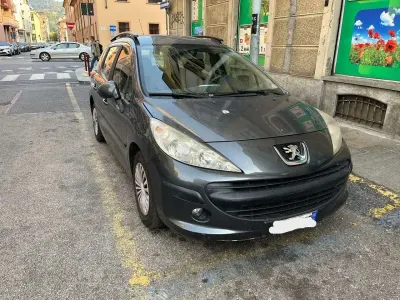 Käytetty Peugeot 207 73 HP (53 kW) 2009 Harmaa Farmari