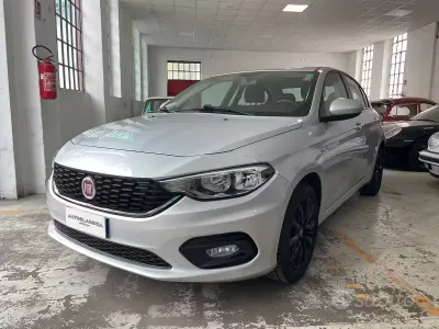 Occasion Fiat Tipo 95 ch (69 kW) 2016 Gris Berline