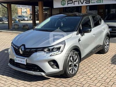 Usata Renault Captur Zen 101 CV (74 kW) 2020 Grigio SUV