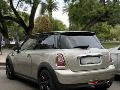 Usata Mini ONE 90 CV (66 kW) 2007 Utilitaria