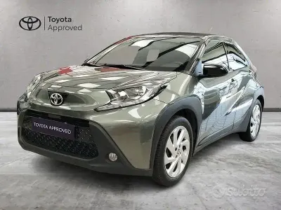 Usata Toyota Aygo X Trend 72 CV (52 kW) 2023 Verde SUV
