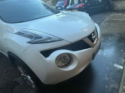 Usata Nissan Juke Tekna 110 CV (80 kW) 2014 Bianco SUV