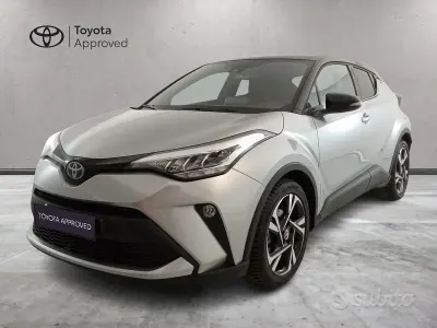Usata Toyota C-HR Trend 152 CV (111 kW) 2023 Grigio SUV
